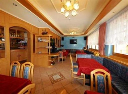 фото отеля Hotel Garni Fiordaliso