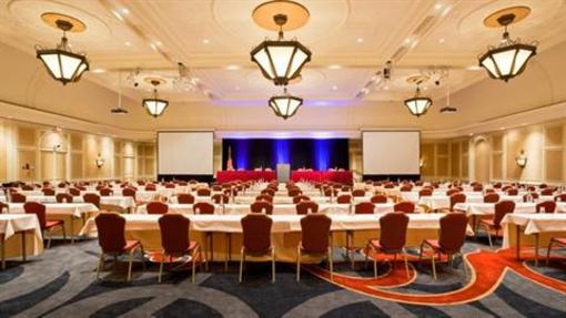 фото отеля Crowne Plaza Hotel St Paul - Riverfront