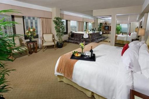 фото отеля Crowne Plaza Hotel St Paul - Riverfront