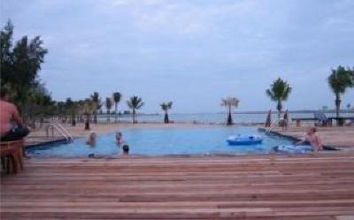 фото отеля Lawana Beach Resort