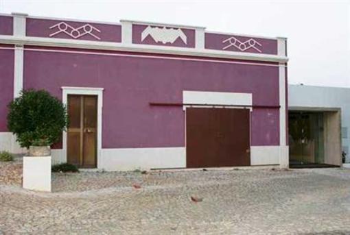 фото отеля Lost and Found Hostel Albufeira