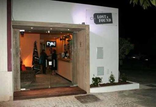 фото отеля Lost and Found Hostel Albufeira