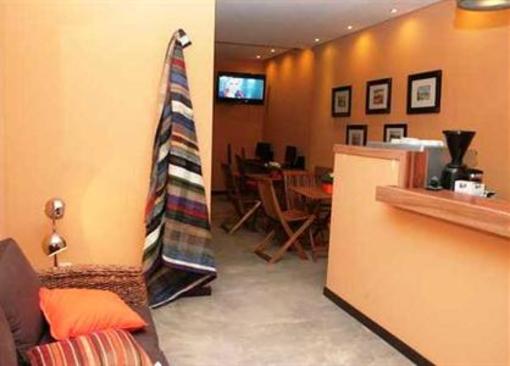 фото отеля Lost and Found Hostel Albufeira