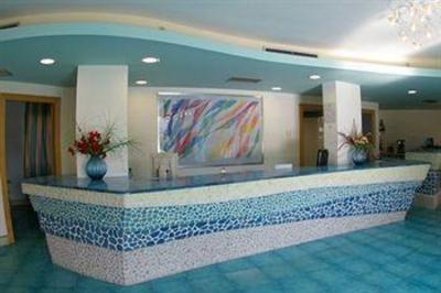 фото отеля Cala Longa Hotel Club Montauro