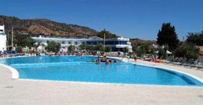фото отеля Cala Longa Hotel Club Montauro