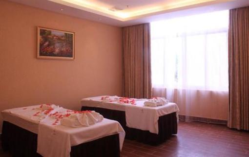 фото отеля Tianmu Xingbowan Hot-Spring Resort