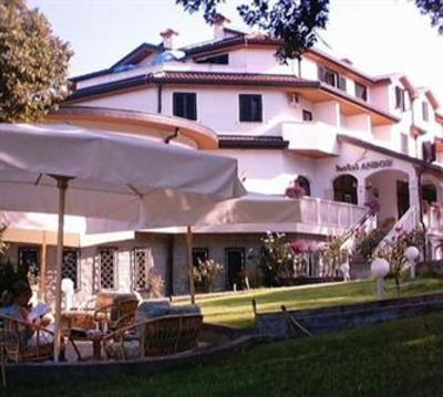 фото отеля Hotel Oltra