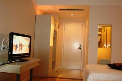 фото отеля Hangzhou Holiday Inn Huangshan Century Square