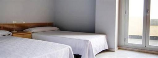 фото отеля Apartamentos Calalucia