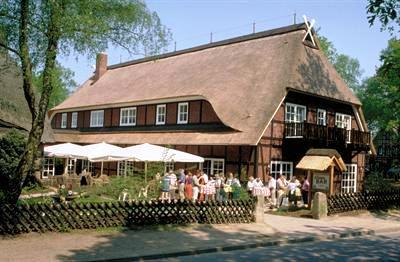 фото отеля Landhaus Hopen Hotel Schneverdingen