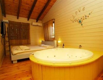 фото отеля Briza Bakfar Village Resort & Spa