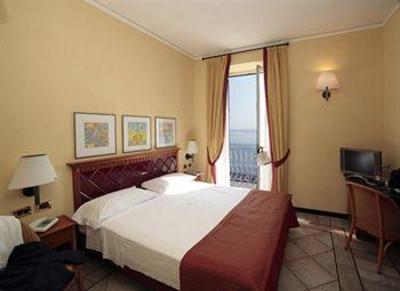 фото отеля Hotel Savoia Alassio