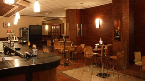 фото отеля Hotel Ciudad Pozo Alcon