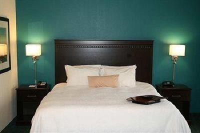 фото отеля Hampton Inn & Suites Smithfield