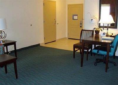 фото отеля Hampton Inn & Suites Smithfield