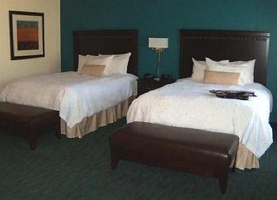 фото отеля Hampton Inn & Suites Smithfield