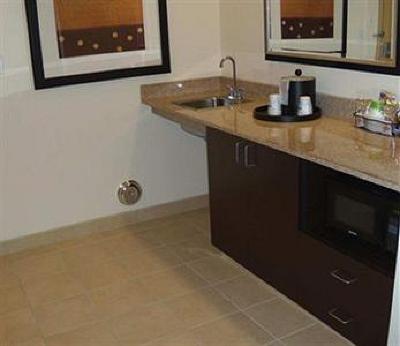 фото отеля Hampton Inn & Suites Smithfield