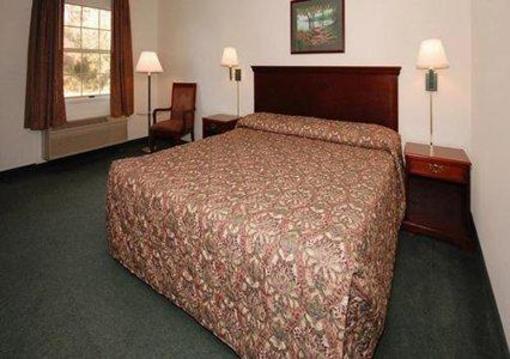 фото отеля Econo Lodge Crystal Coast