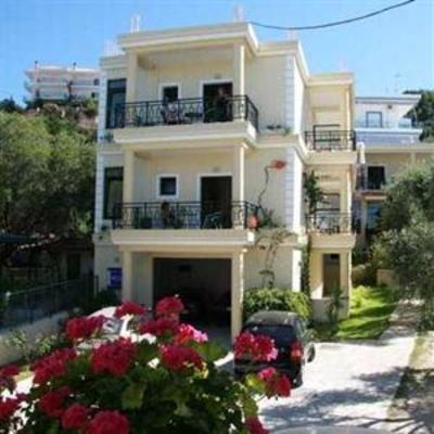 фото отеля Loukas Hotel & Apartments
