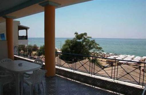 фото отеля Loukas Hotel & Apartments