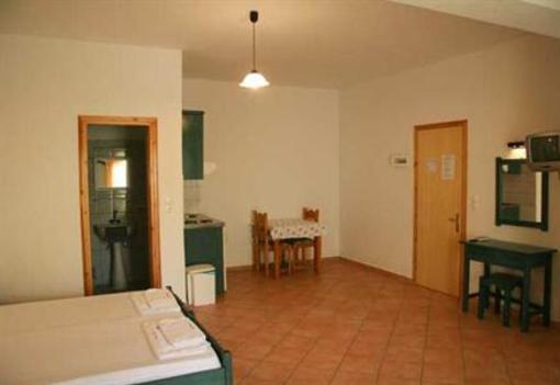 фото отеля Loukas Hotel & Apartments
