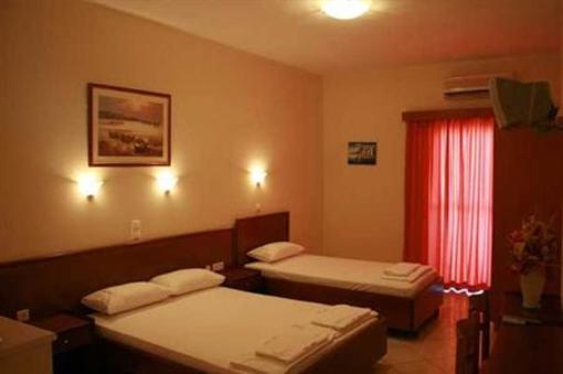 фото отеля Loukas Hotel & Apartments