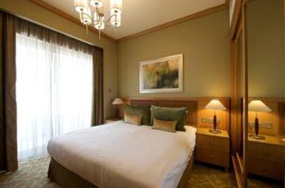 фото отеля Ruby Living Courts Apartments Sharjah