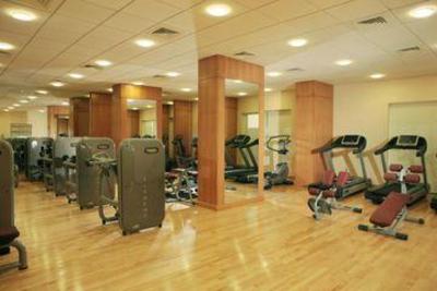 фото отеля Ruby Living Courts Apartments Sharjah