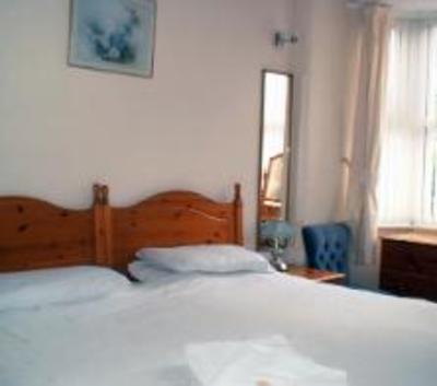 фото отеля Wavecrest Hotel Holyhead