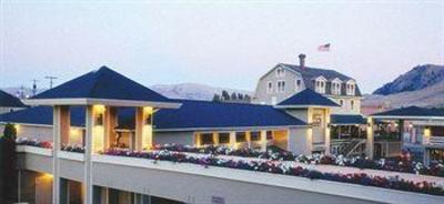 фото отеля Campbell's Resort on Lake Chelan