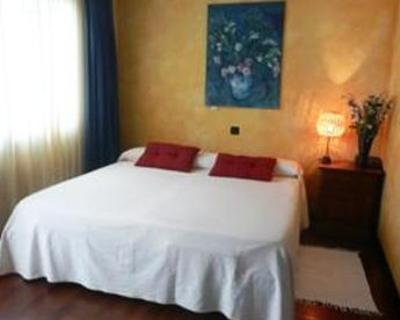 фото отеля Hotel Tikar