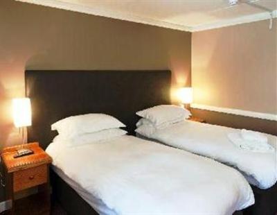 фото отеля Long Island Exchange Hotel Rickmansworth
