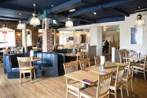 фото отеля Long Island Exchange Hotel Rickmansworth