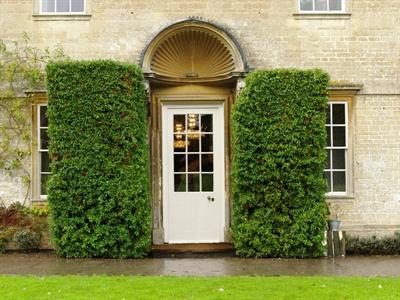 фото отеля Babington House