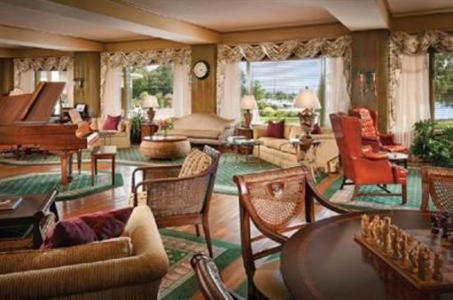 фото отеля The Tides Inn