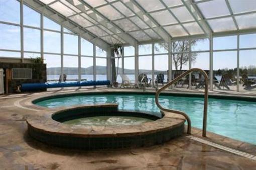 фото отеля Calabogie Lodge Resort