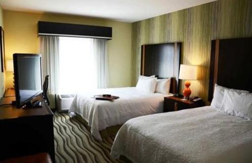 фото отеля Hampton Inn Clinton