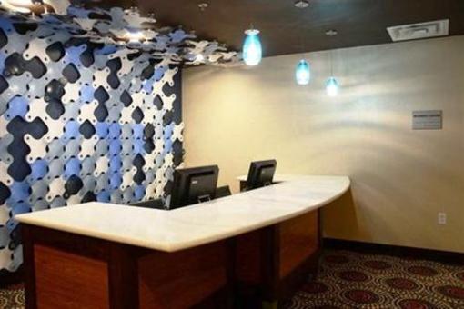 фото отеля Hampton Inn Clinton
