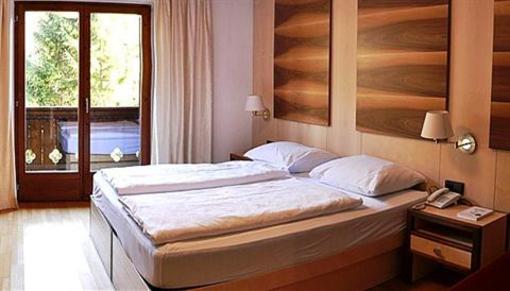 фото отеля Hotel Pine Tiers