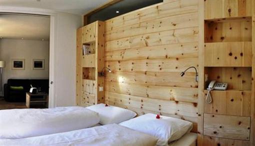 фото отеля Hotel Pine Tiers