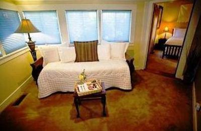 фото отеля The Cooper House Bed & Breakfast Inn