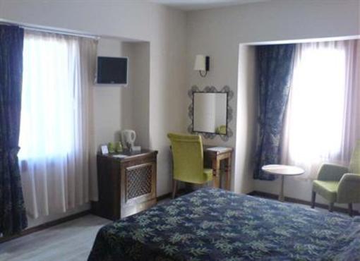 фото отеля Mitos Hotel