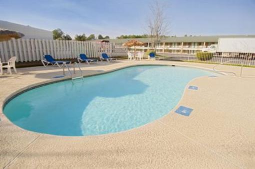 фото отеля Americas Best Value Inn & Suites Dothan