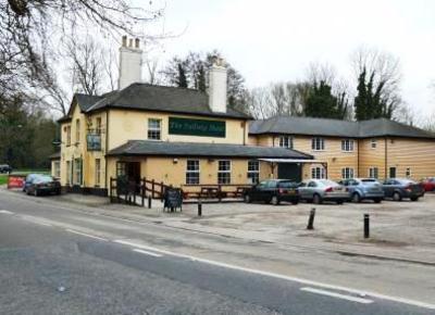 фото отеля The Railway Hotel Sawbridgeworth