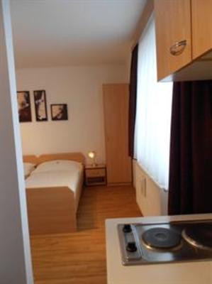 фото отеля Fruhstuckspension Appartement Liebmann