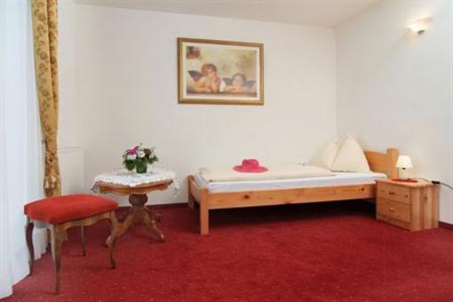 фото отеля Hotel Pension Melcher Villach