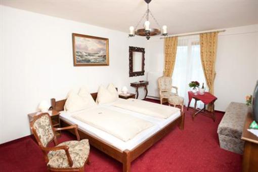 фото отеля Hotel Pension Melcher Villach