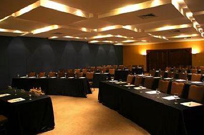 фото отеля Nobile Lakeside Resort & Convention