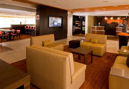 фото отеля Courtyard by Marriott Lansing