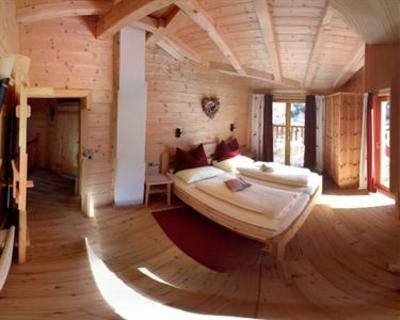 фото отеля Huttendorf Cottage Maria Alm am Steinernen Meer